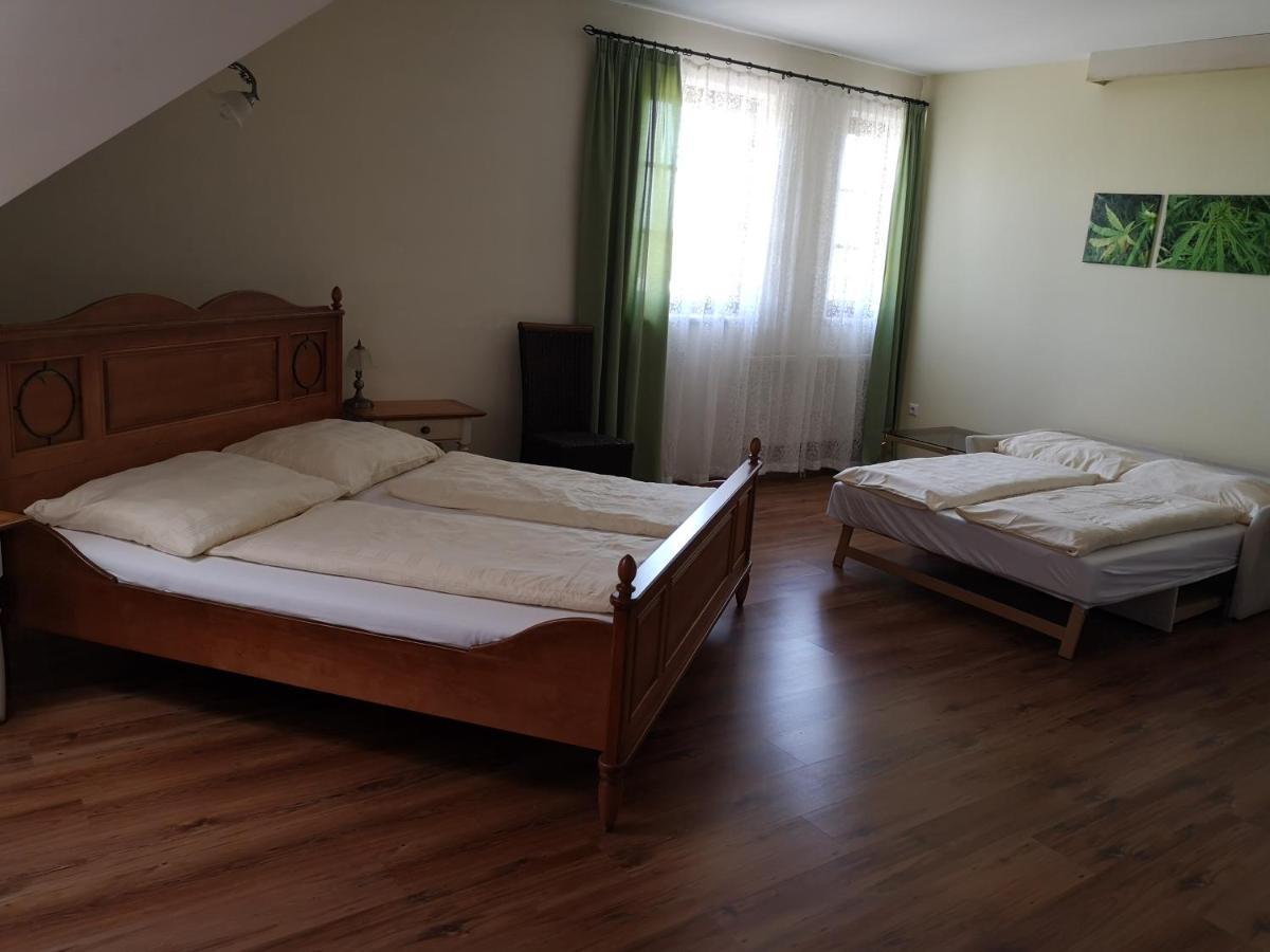 Hanfthal-Hof Laa an der Thaya Ngoại thất bức ảnh